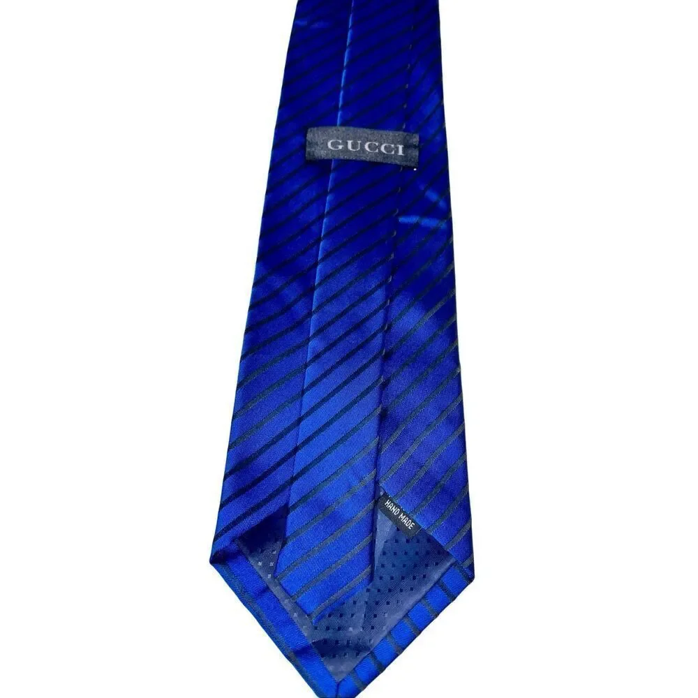 GUCCI Mens Diagonal Striped Tie Blue Worn by Actor for less than two hours.